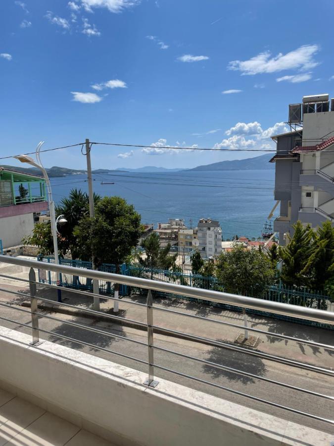 Xhulio Apartments Sarandë Eksteriør billede